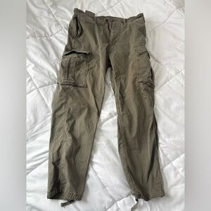 American Eagle Outfitters Men's Olive Cargo Pants